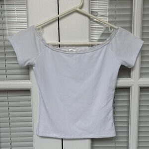 Chic White Lace Accent Women's Tee